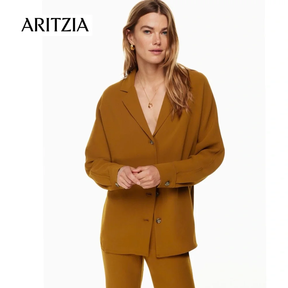 ARITZIA Wilfred Freeform Shirt in Chestnut S Tan Camel Collared Button Shirt - Picture 3 of 12